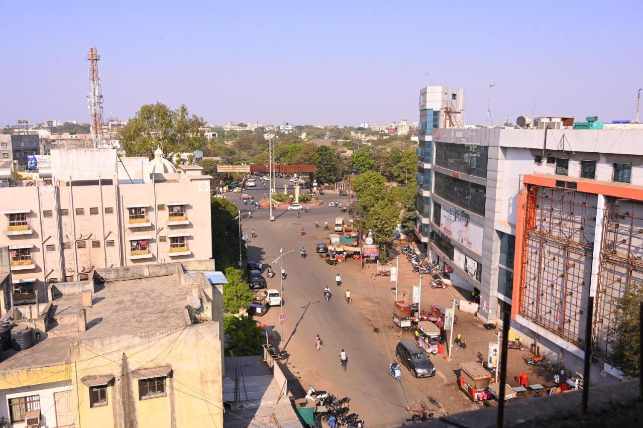 Hotel Center Point Solapur Εξωτερικό φωτογραφία